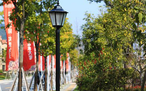 装城关庭院灯避坑指南：庭院路灯防雷接地要点